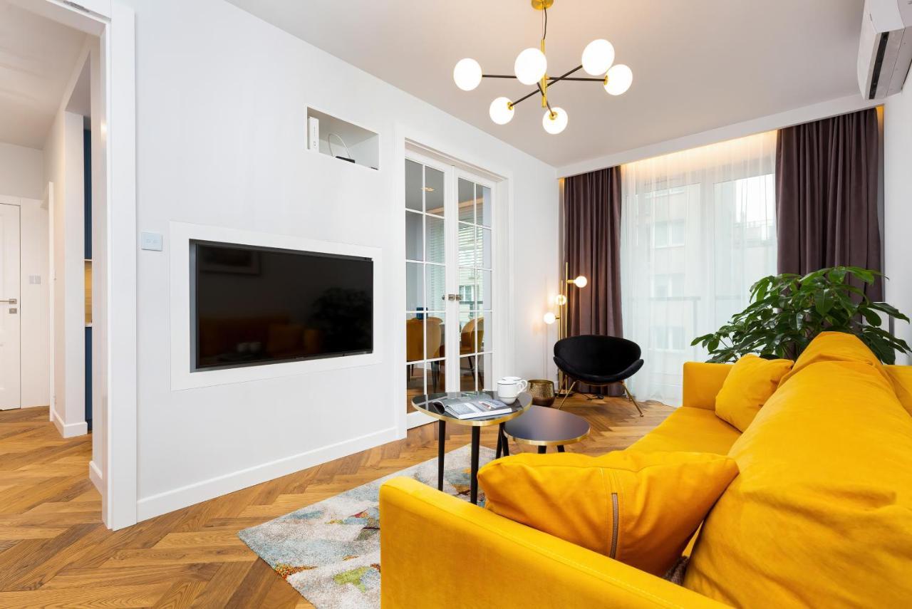 Sienna 65 Premium Apartment With Parking In Warsaw By Renters Prestige Exteriér fotografie